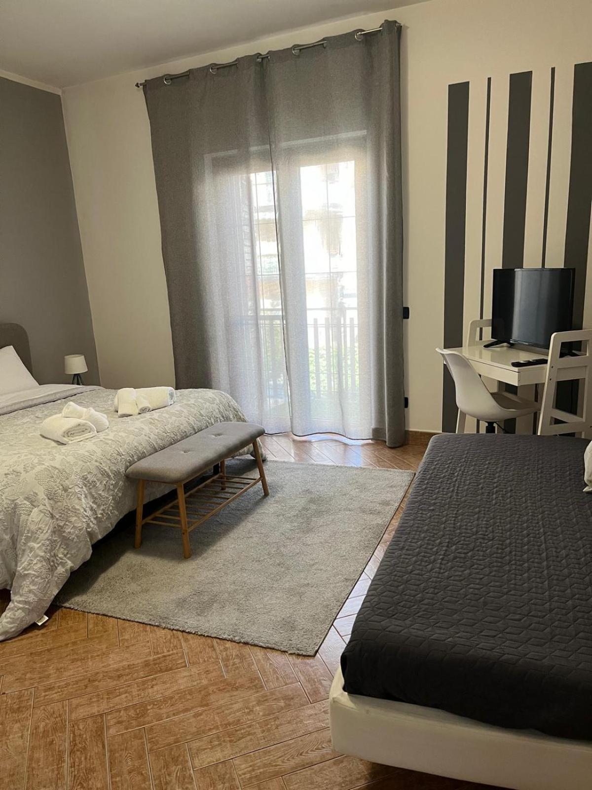 Lamezia Park Apartments Lamezia Terme Eksteriør billede